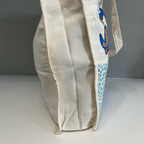 Handmade Tote 🌺 - Picture 4 of 5